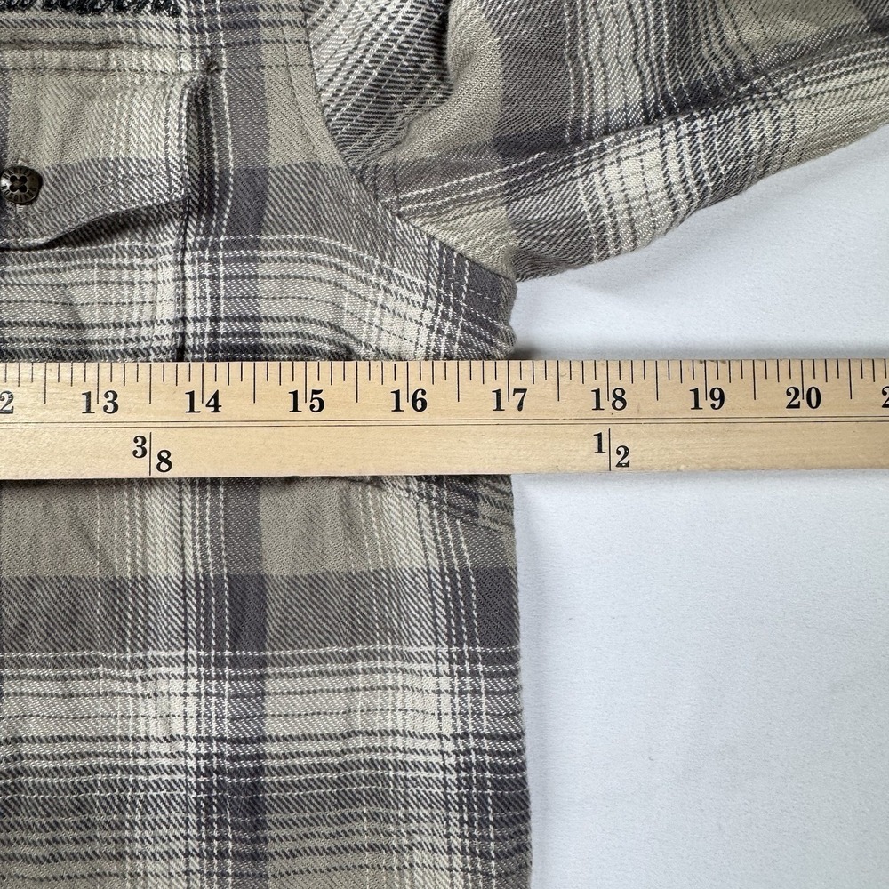 Harley Davidson Womens Plaid Flannel Shirt XS Beige Gray Embroidered Flower - Picture 7 of 10